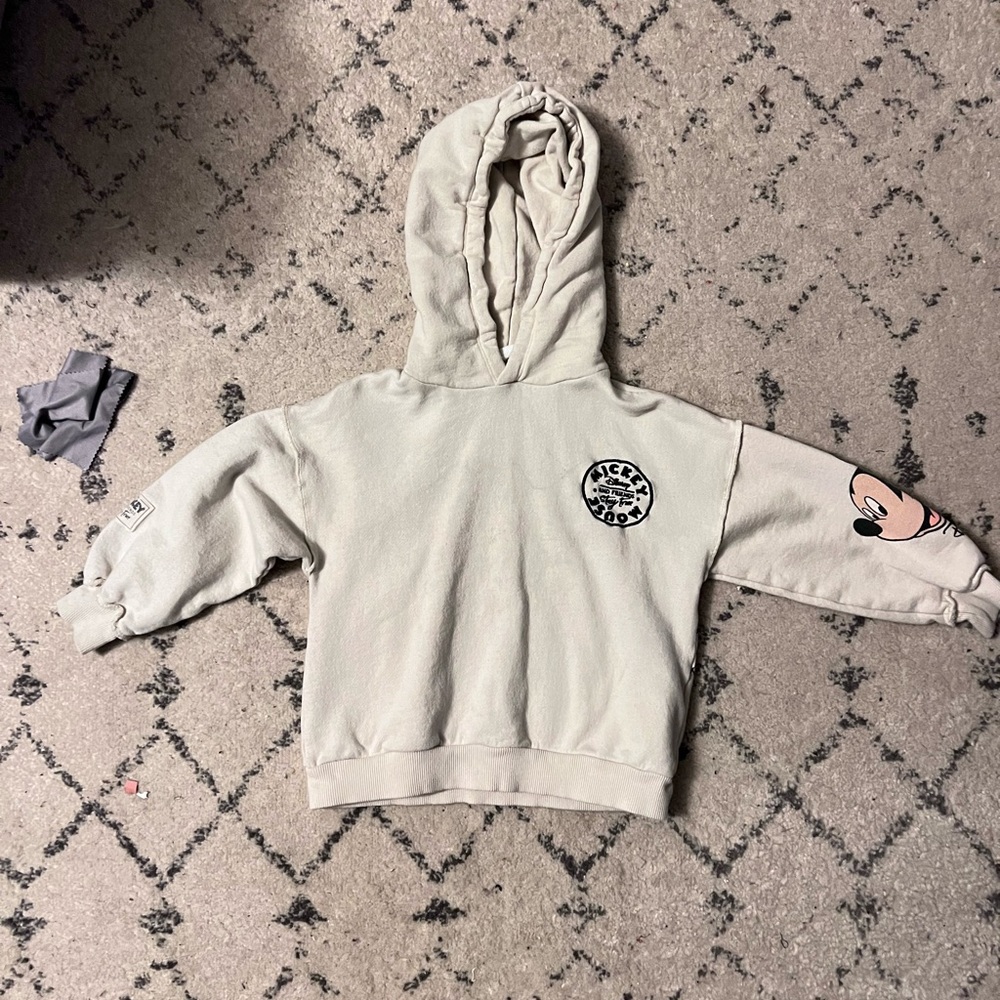 Zara 3-4 years Mickey sweatshirt